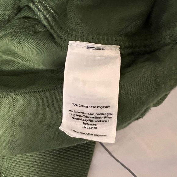 Vineyard Vines Quilted Quarterzip - Picture 5 of 5